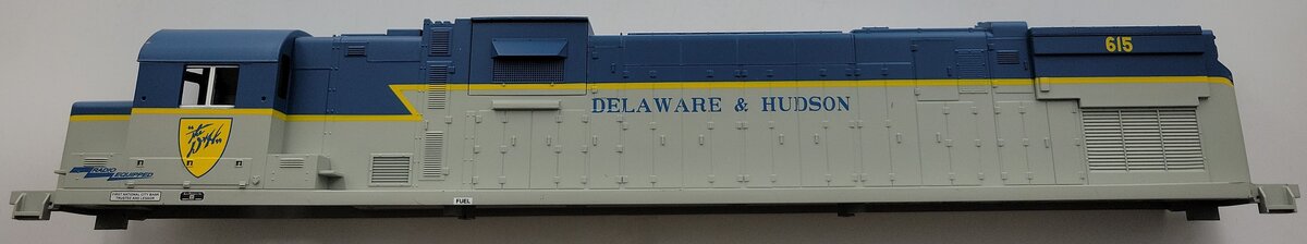 MTH 20-20242-1 Delaware & Hudson C628 Diesel Loco Body Shell without Trim #615