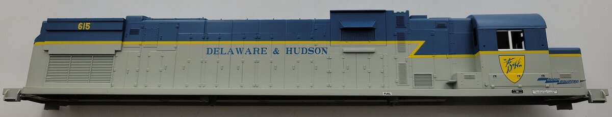 MTH 20-20242-1 Delaware & Hudson C628 Diesel Loco Body Shell without Trim #615