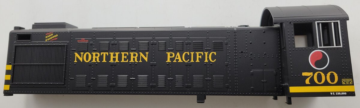 MTH 20-2839-1 Northern Pacific Alco S-2 Diesel Switcher Shell without Trim