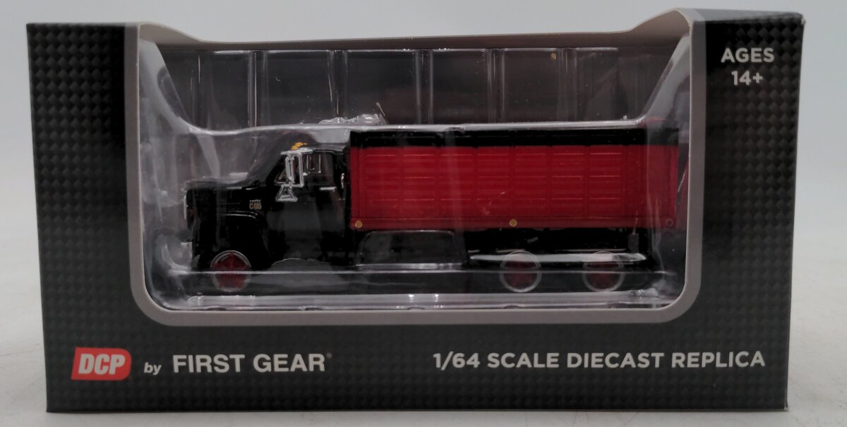 First Gear 60-0885 1:64 Scale Chevy C65 Tandem-Axle Grain Truck Black and Red