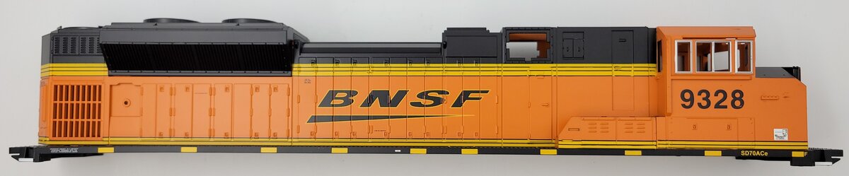 MTH 30-4232-1 BNSF SD70ACE Diesel Locomotive Body Shell without Trim #9328