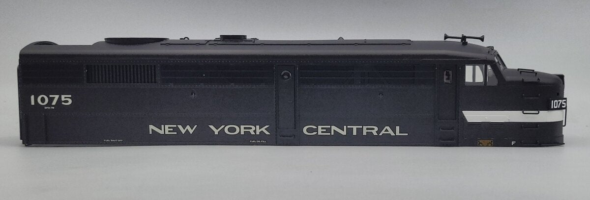 Lionel 81517-2 New York Central FA-2 Powered Diesel Locomotive Shell #1075