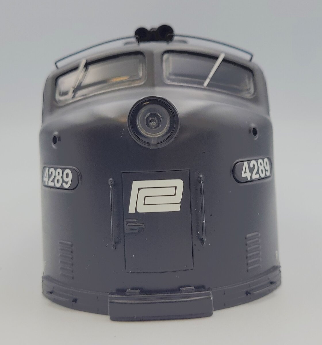 Lionel 81223-2 Penn Central E8 A Unit Diesel Locomotive Body Shell #4289