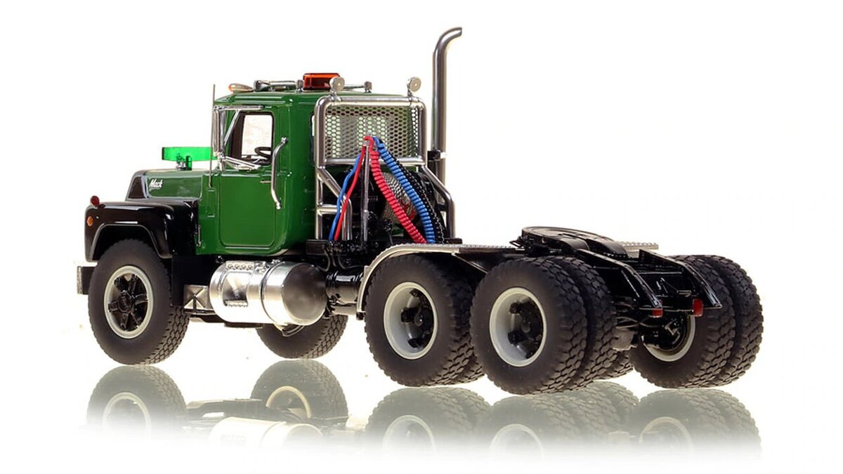 Fire Replicas 103-3 1:50 Mack RD688 SX 1987 Tandem Axle Tractor - Green/Black