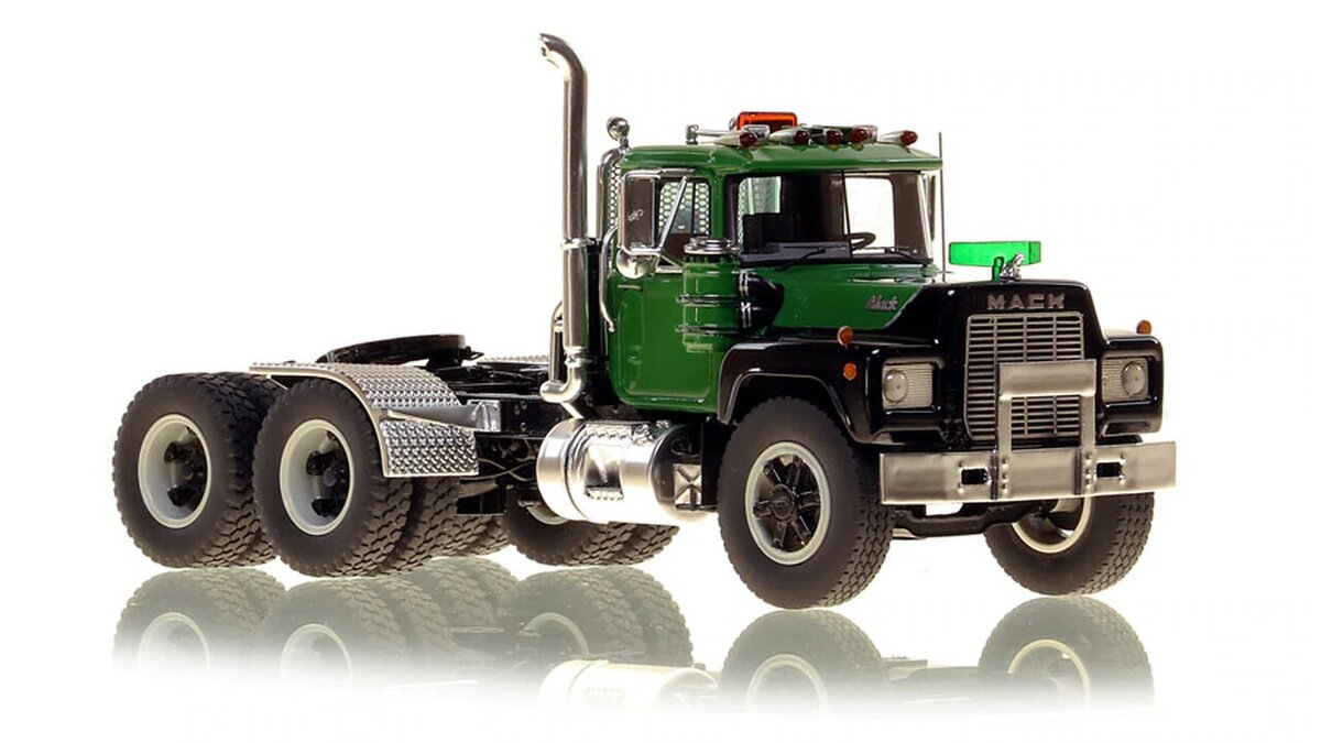 Fire Replicas 103-3 1:50 Mack RD688 SX 1987 Tandem Axle Tractor - Green/Black