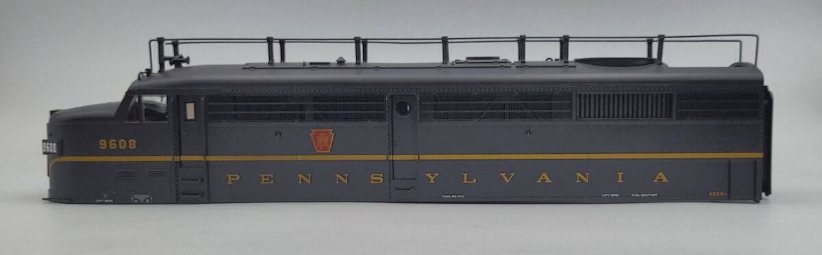 Lionel 81520-7 PRR FA-2 Powered A Unit Diesel Locomotive Body Shell #9608