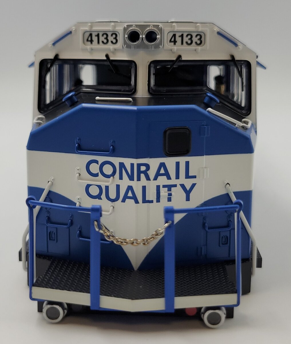 Lionel 81140-2 Conrail Legacy SD70MAC Diesel Locomotive Body Shell #4133