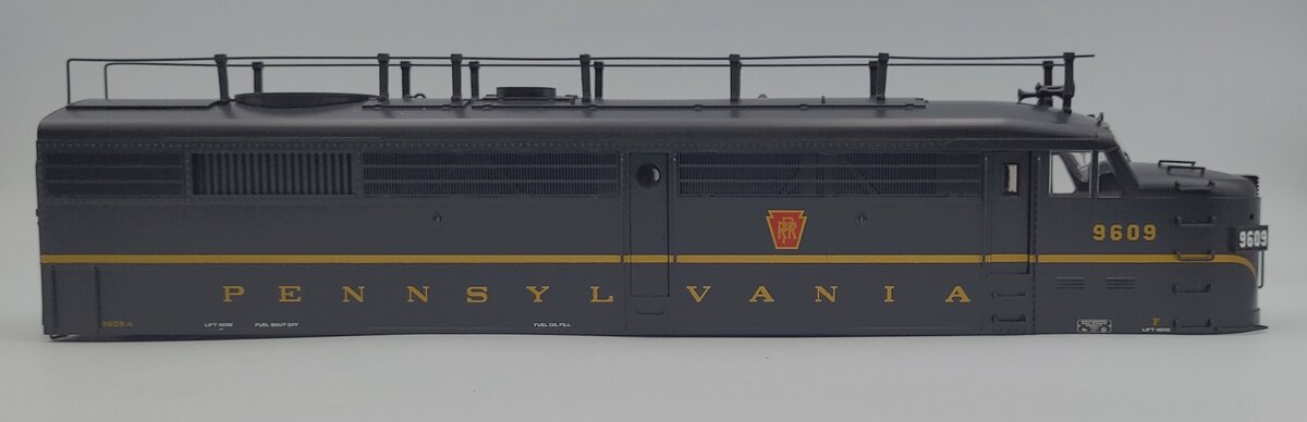 Lionel 81521-7 PRR FA-2 Unpowered A Unit Diesel Locomotive Body Shell #9609