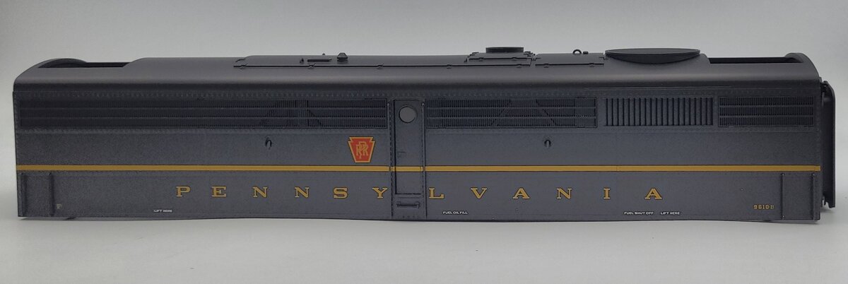 Lionel 81533-2 PRR FB-2 B Unit Diesel Locomotive Body Shell #9610B