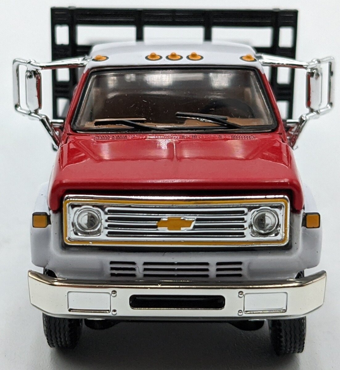 First Gear 60-0888 1:64 Chevrolet C65 W/Single Axle Flatbed White/Red