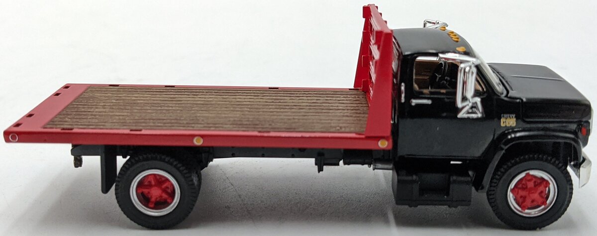 First Gear 60-0924 1:64 Chevrolet C65 W/Single Axle Flatbed Black/Red