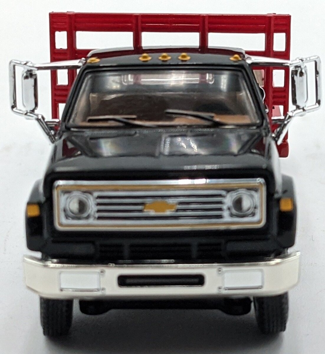 First Gear 60-0924 1:64 Chevrolet C65 W/Single Axle Flatbed Black/Red