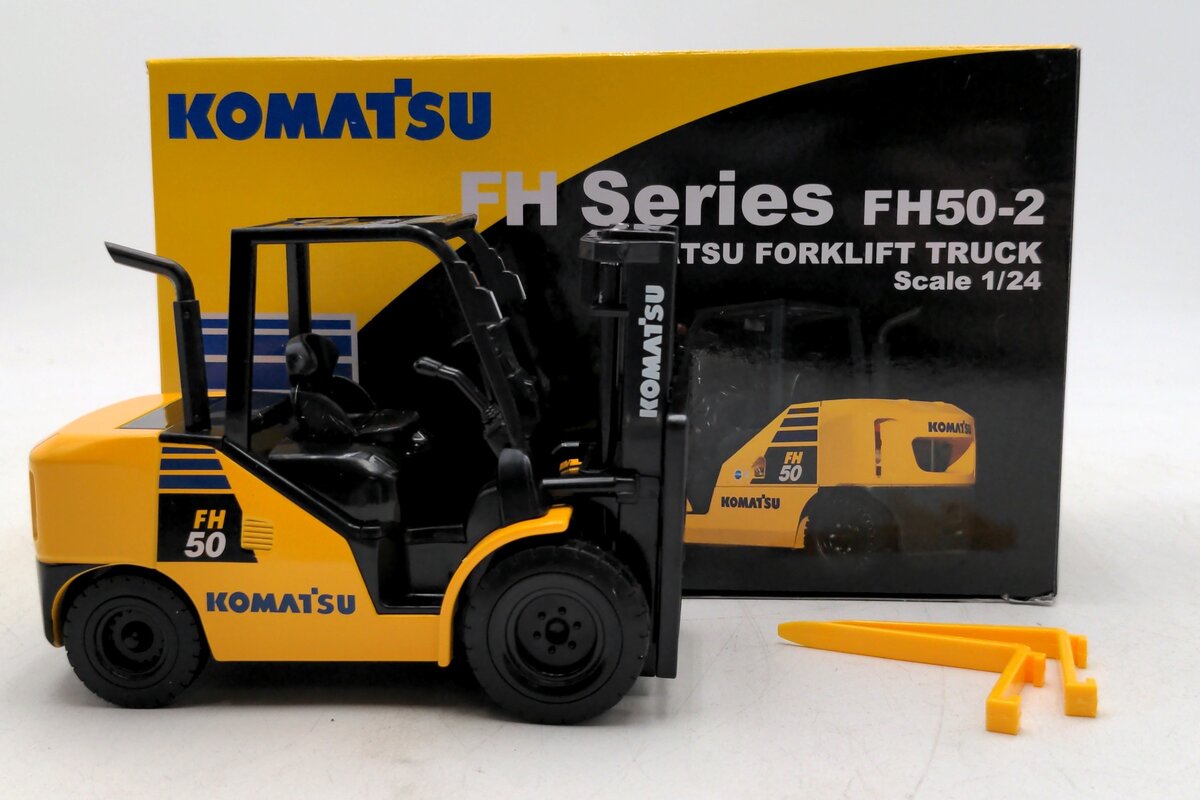 First Gear 40-0379 1:24 Scale Komatsu FH50-2 Forklift