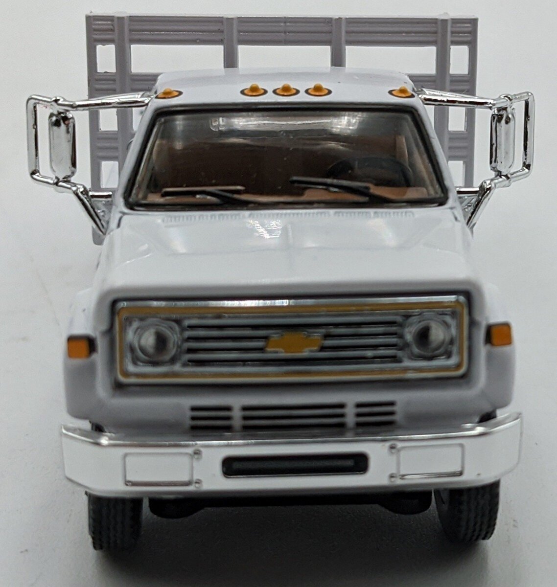 First Gear 60-1021 1:64 1:64 Chevrolet C65 W/Single Axle Flatbed White/White