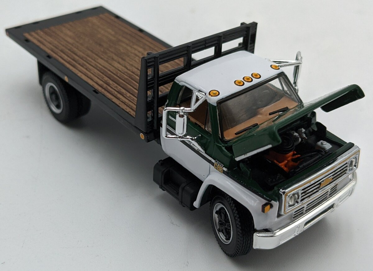 First Gear 60-1022 1:64 Chevrolet C65 W/Single Axle Flatbed White/Black