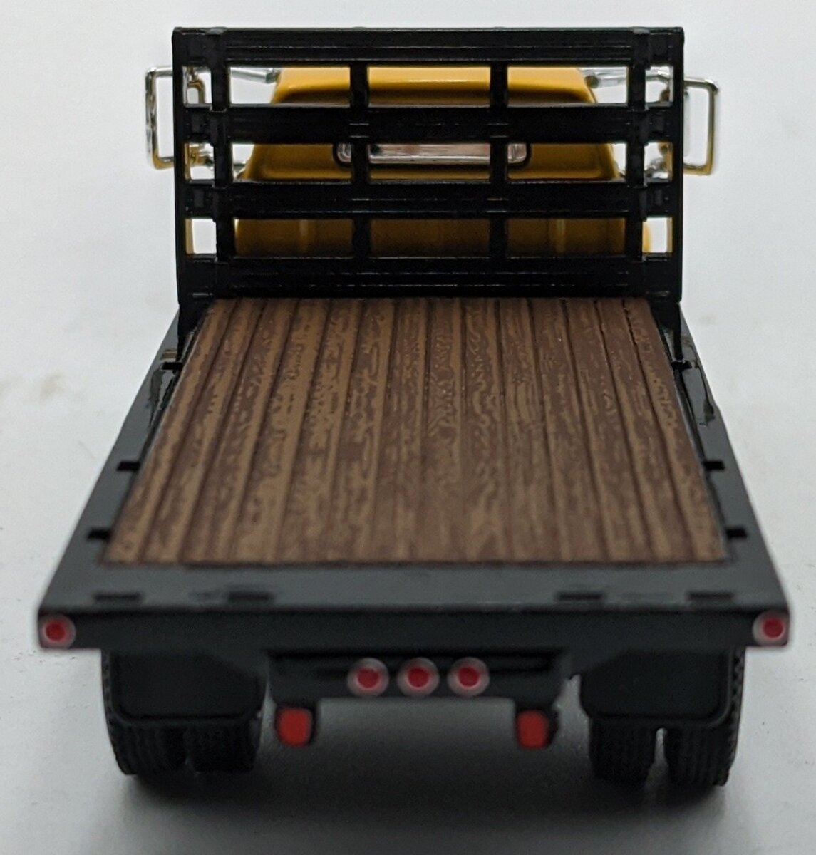 First Gear 60-0923 1:64 Chevrolet C65 W/Single Axle Flatbed Yellow/Black