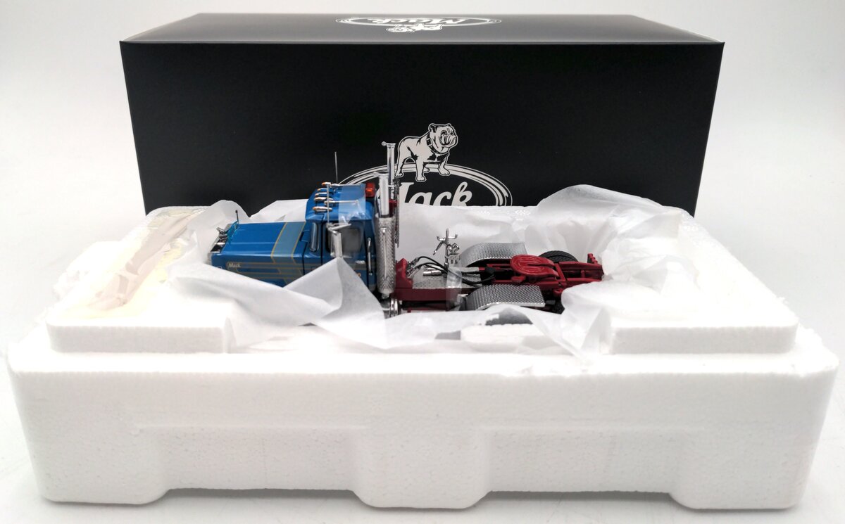 Heavy Haul Replicas HHR138L-1 1:50 Mack Superliner Tandem Axle 1987 - Sid Kamp