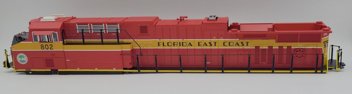 Lionel 82218-2 Florida East Coast ES44AC Diesel Locomotive Body Shell #802