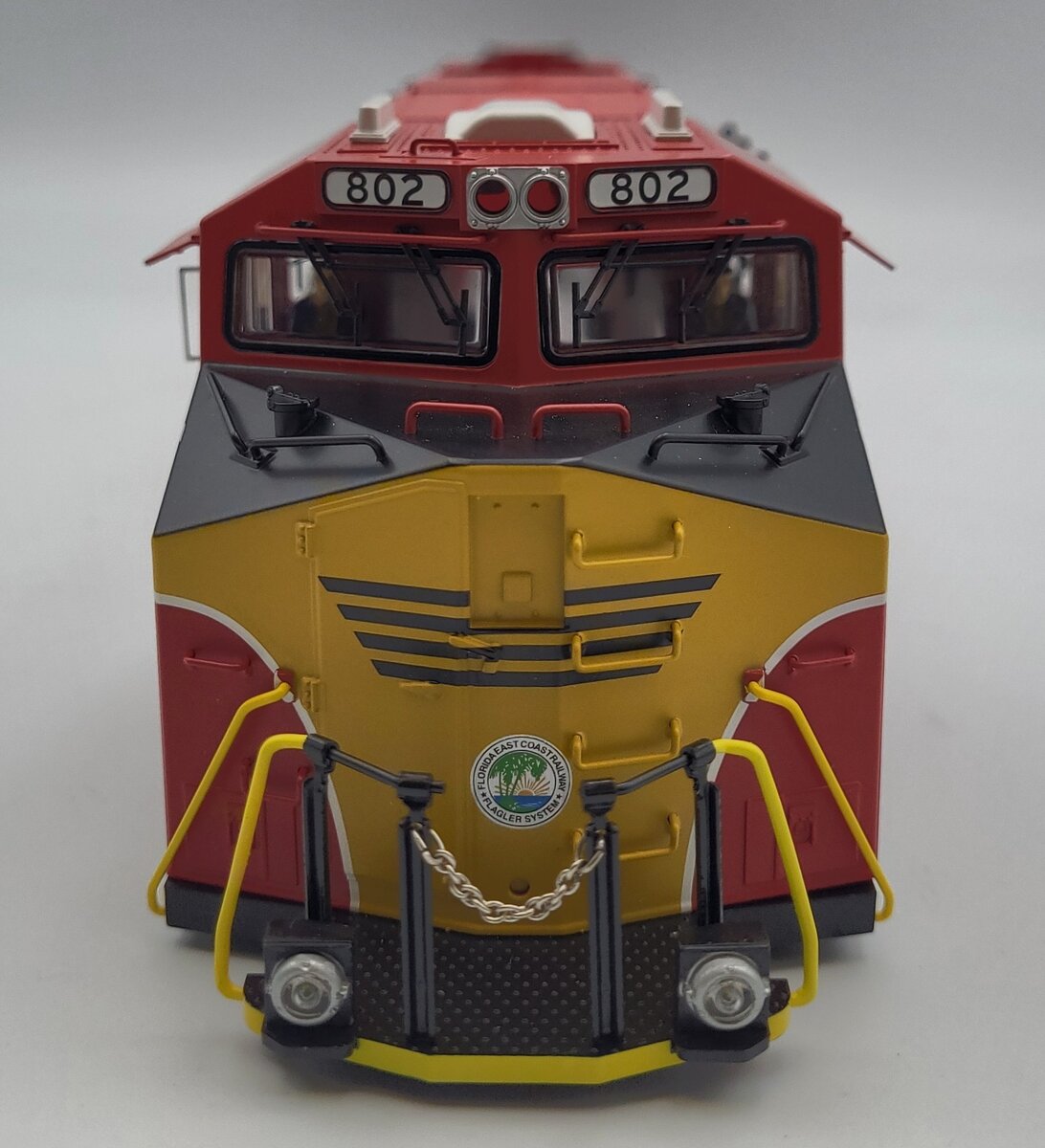 Lionel 82218-2 Florida East Coast ES44AC Diesel Locomotive Body Shell #802