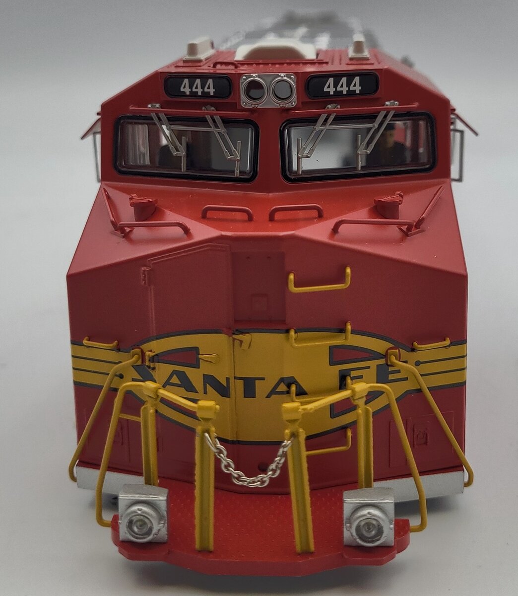 Lionel 82216-2 Santa Fe Warbonnet ES44AC Diesel Locomotive Body Shell #444