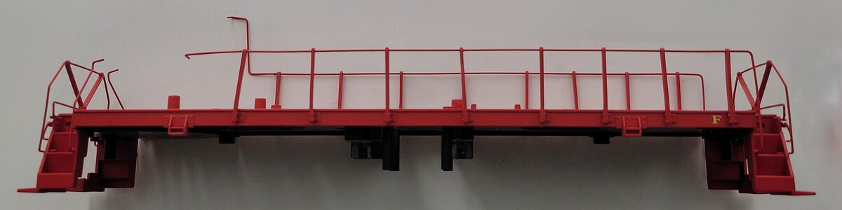 Lionel 82118-34 Red Diecast Gulf, Mobile and Ohio S2 Diesel Switcher Frame #1001