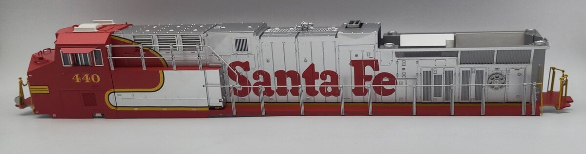 Lionel 82215-2 Santa Fe Warbonnet E44AC Diesel Locomotive Body Shell #440