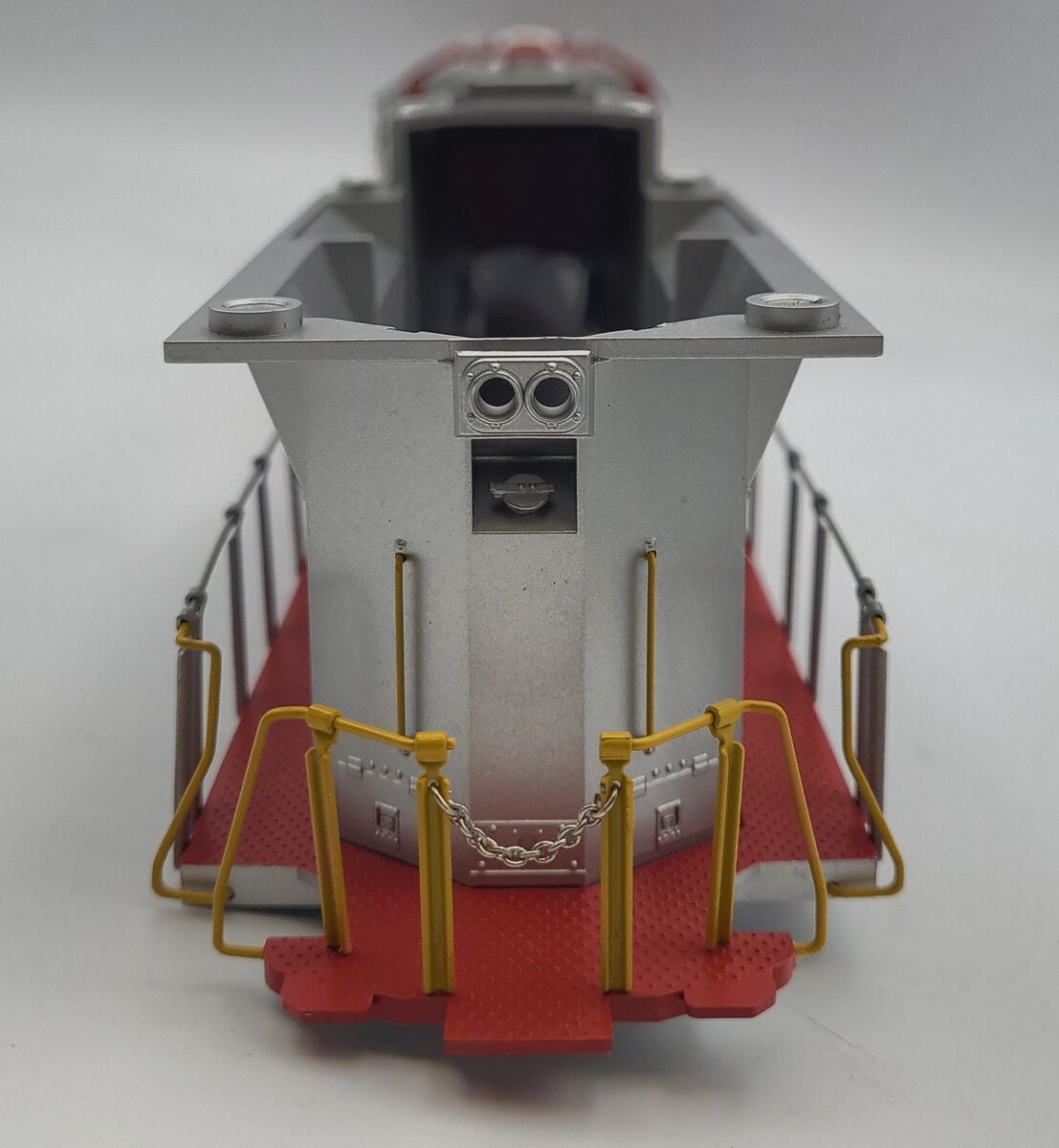 Lionel 82215-2 Santa Fe Warbonnet E44AC Diesel Locomotive Body Shell #440