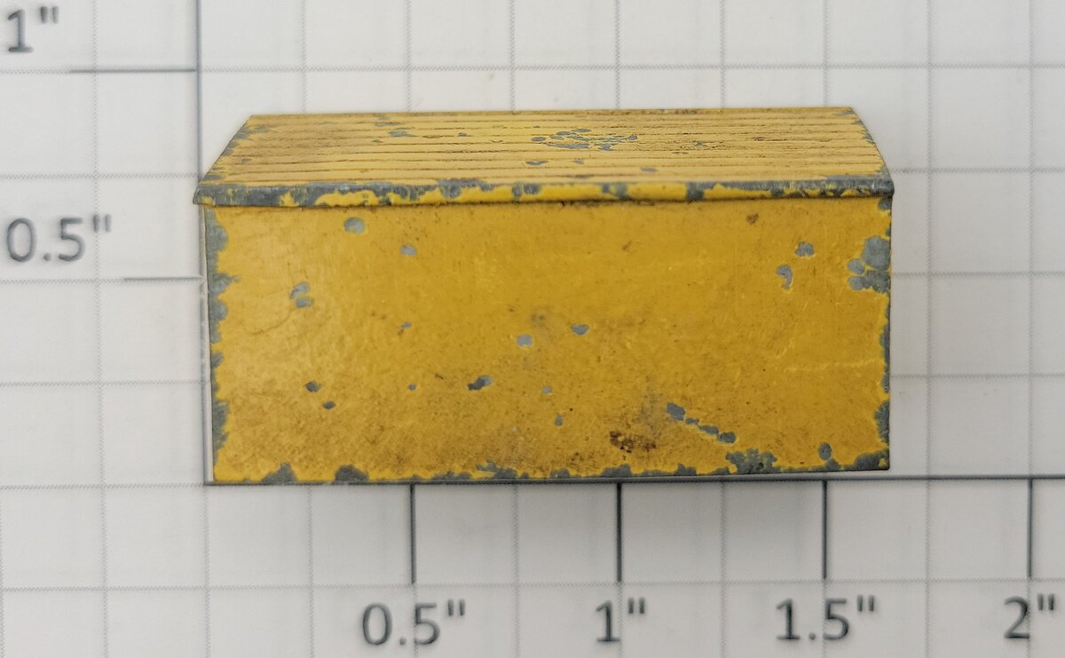 American Flyer PA9735 Yellow Metal Tool Box / Chest