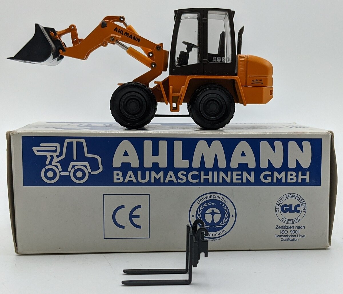 Conrad 2431 1:50 Ahlmann Swing Shovel Loader AS 90