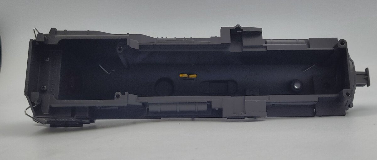 Lionel 81311-2 Diecast Alaska Lionchief 4-6-2 Steam Locomotive Shell #652