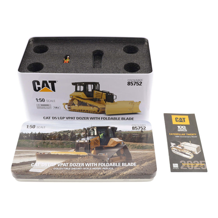 DieCast Masters 85752 1:50 D5 LGP Track Type Tractor Diecast Model