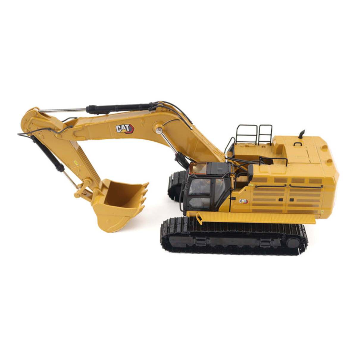 DieCast Masters 85793 1:50 CAT 374 Hydraulic Excavator Diecast Model
