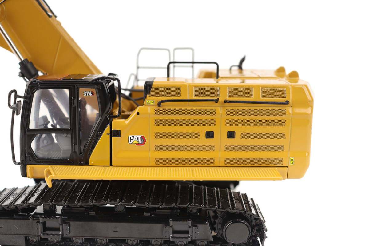 DieCast Masters 85793 1:50 CAT 374 Hydraulic Excavator Diecast Model