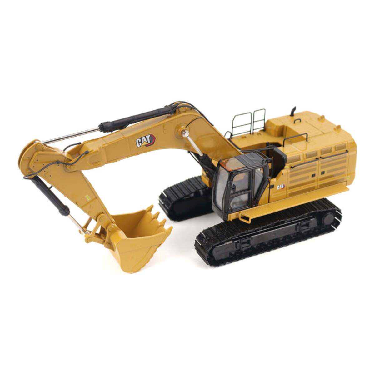 DieCast Masters 85793 1:50 CAT 374 Hydraulic Excavator Diecast Model