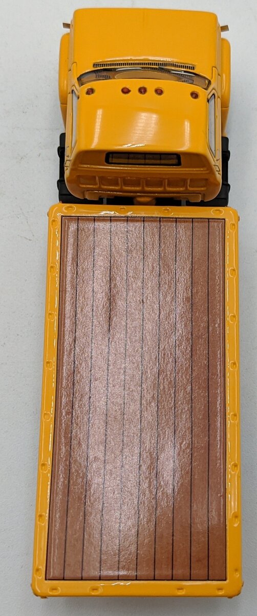 ADC ADC30103 1:64 Chevrolet C-65 Flatbed Truck 1975 Yellow