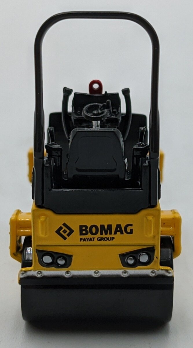 Bymo 42416 1:50 Bomag BW120 AD-5 Double Drum Roller