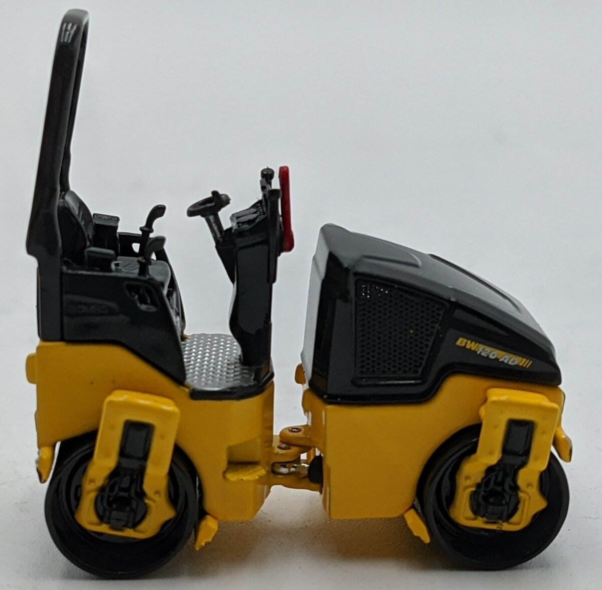 Bymo 42416 1:50 Bomag BW120 AD-5 Double Drum Roller
