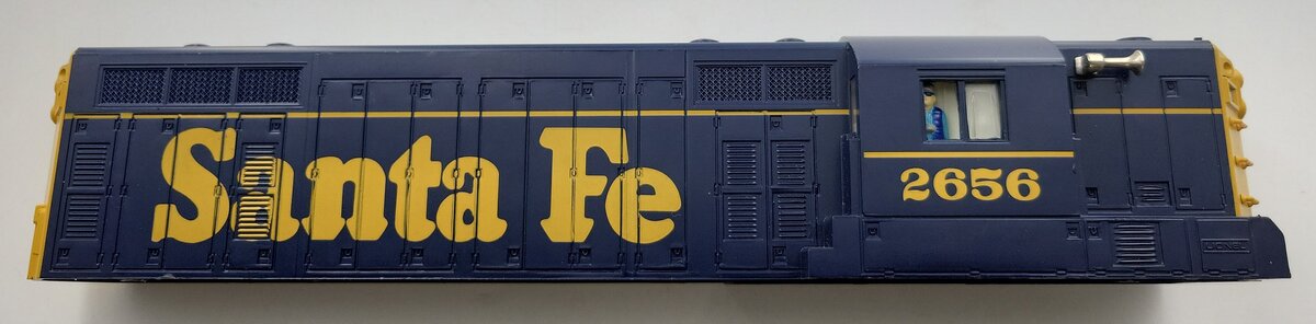 Lionel 38821-7  Santa Fe LionChief Plus GP-7 Diesel Locomotive Body Shell #2656