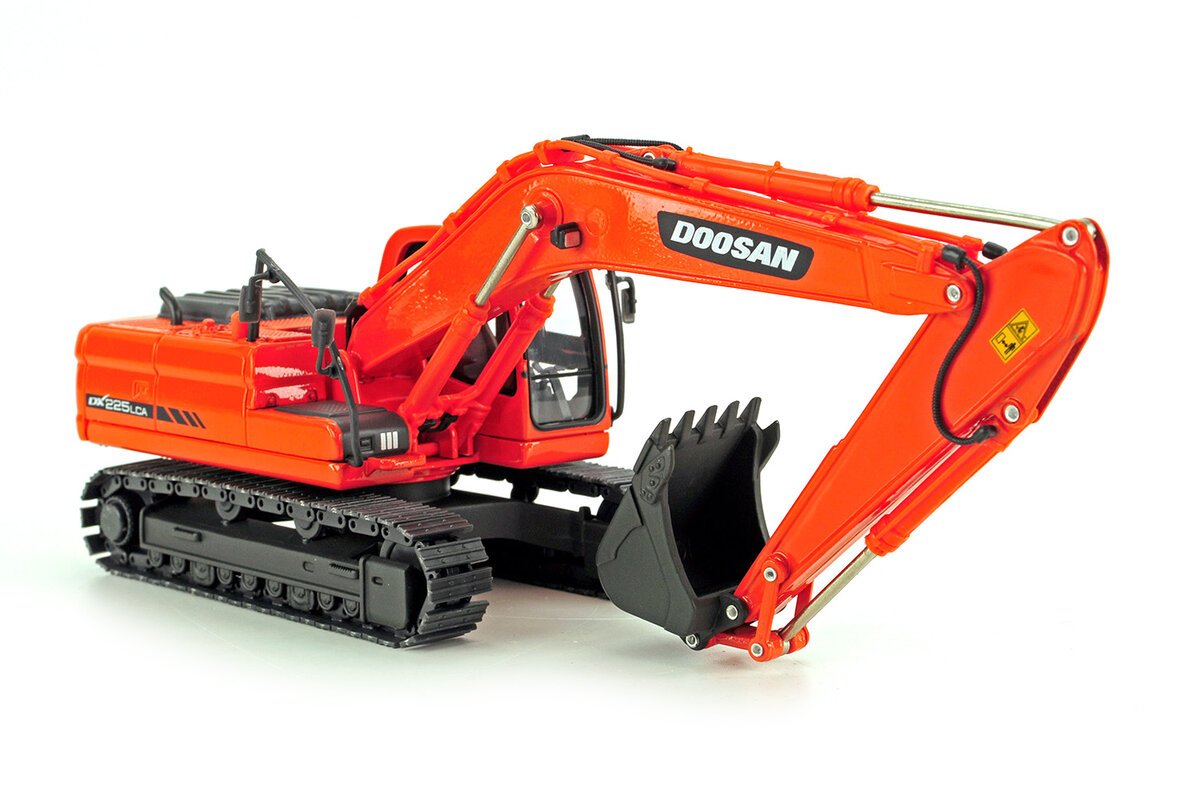 Doosan CHDX225LCA 1:40 Doosan DX225LCA Excavator