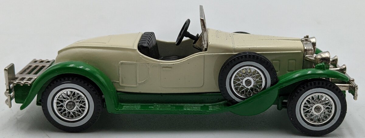 Matchbox Y-14 44:1 Models of YesterYear 1931 Stutz Bearcat