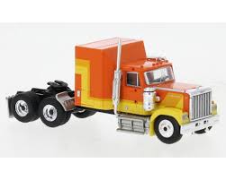 Brekina Automodelle 85778 1:87 1980 GMC General Semi Tractor w/ Sleeper Cab
