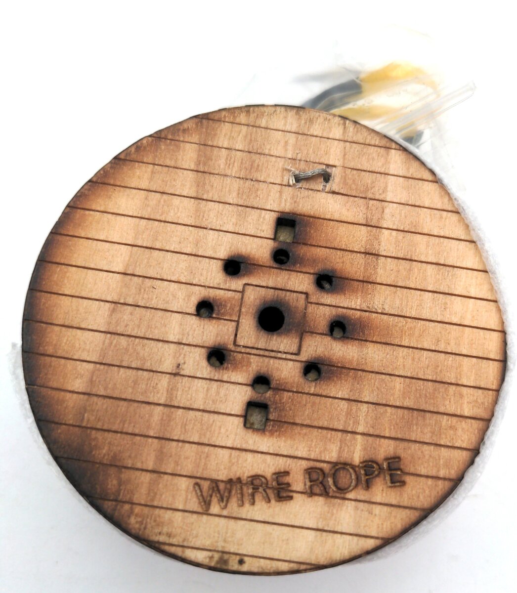 Weiss Brothers DHSL017 1:50 Wooden Cable Reel w/Lifting Cables