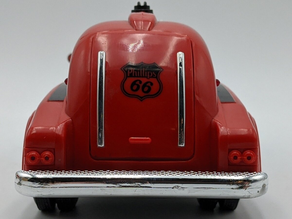 Marx Toys PPC02 Phillips 66 1941 International Airflow Collector Coin Bank