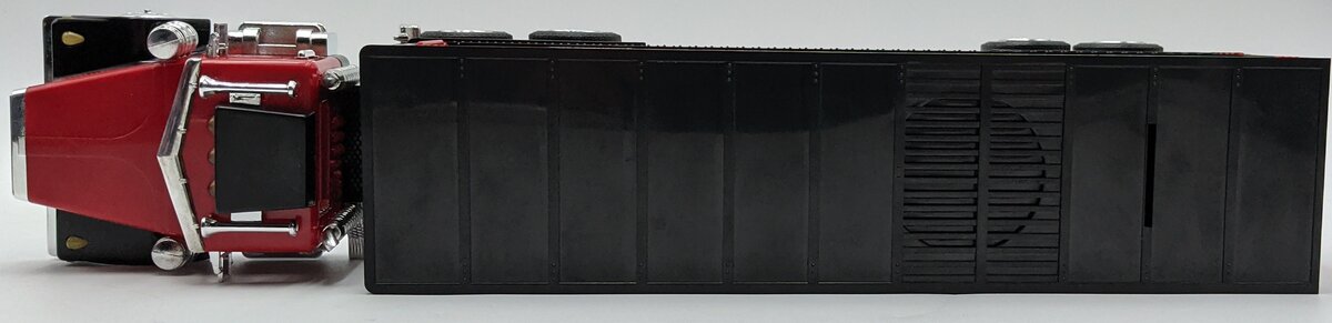 TMT 1700-3000 1:32 1996 Marvel Mystery Oil Truck Coin Bank