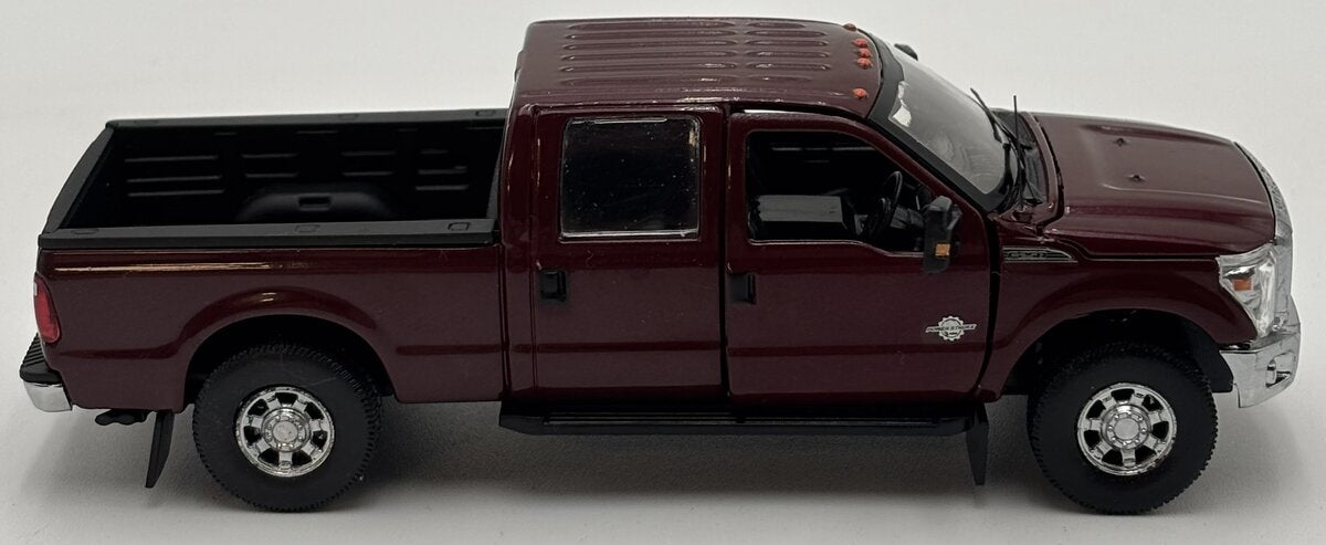 Sword Models SW1200-RHD-VB 1:50 Scale 2016 Ford F-250