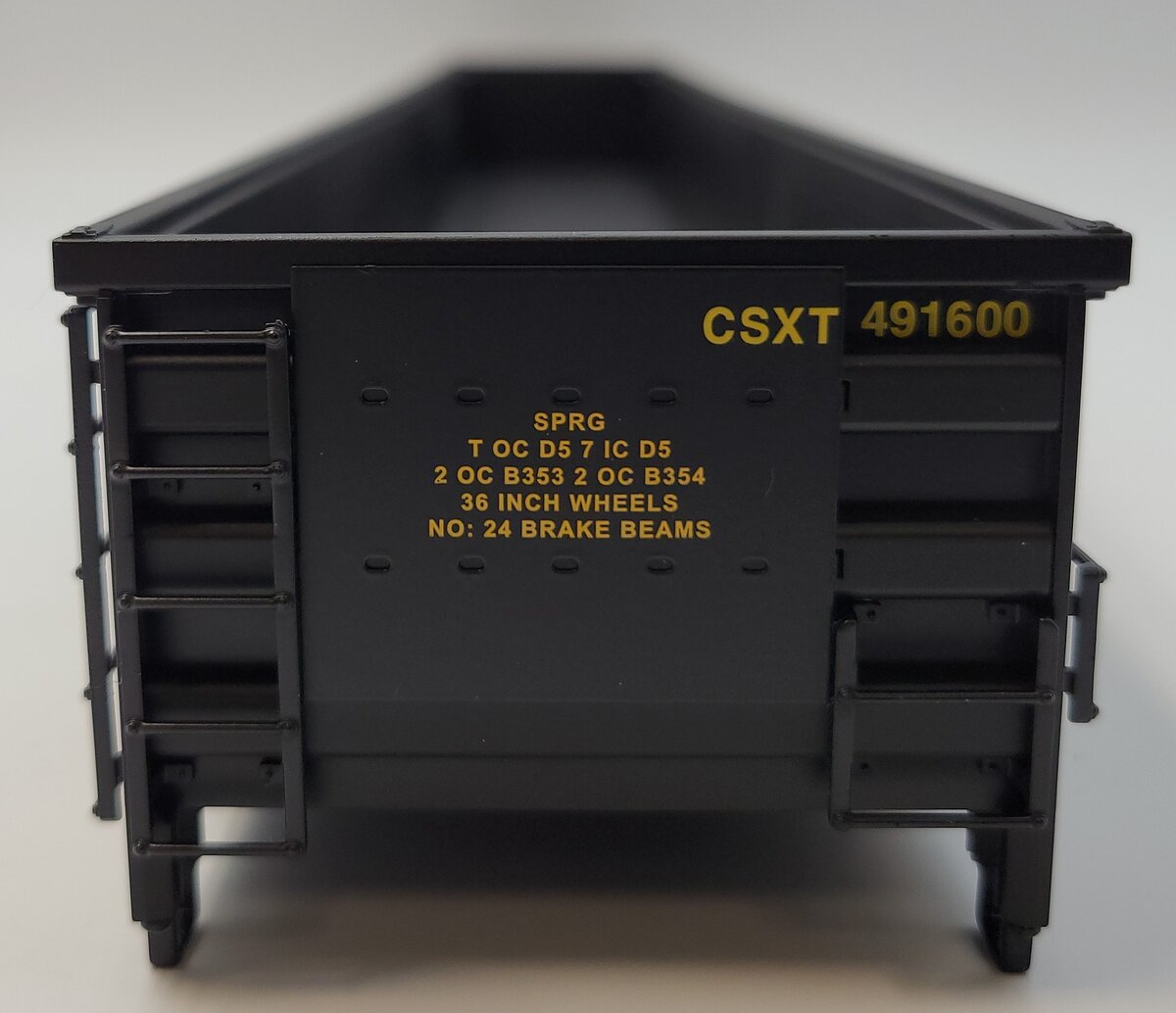 Lionel 83319-2 CSX 66' Mill Gondola Body Shell #491600