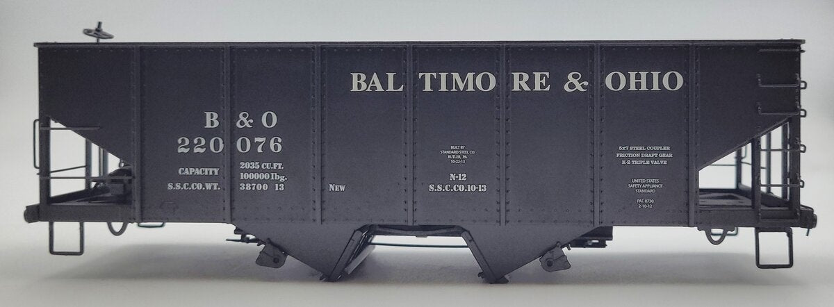 Lionel 84153-2 Baltimore & Ohio 1905 2-Bay Hopper Car Body Shell #220076