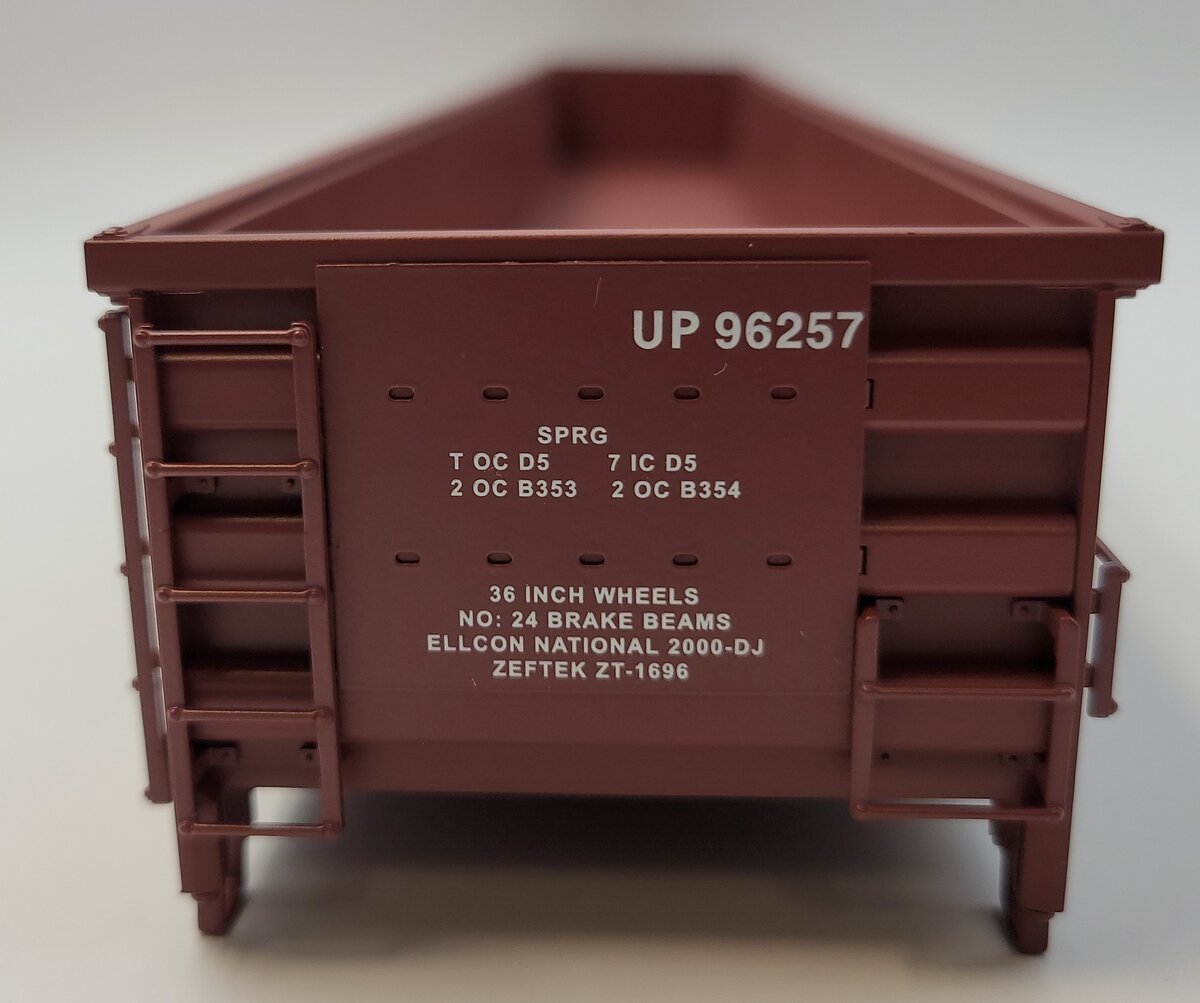 Lionel 83322-2 Union Pacific 66' Mill Gondola Body Shell #96257