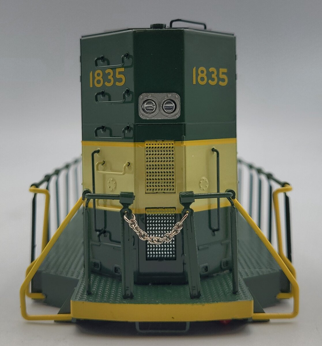 Lionel 39626-2 Erie NS Heritage Unpowered SD70ACE Diesel Locomotive Shell #1835