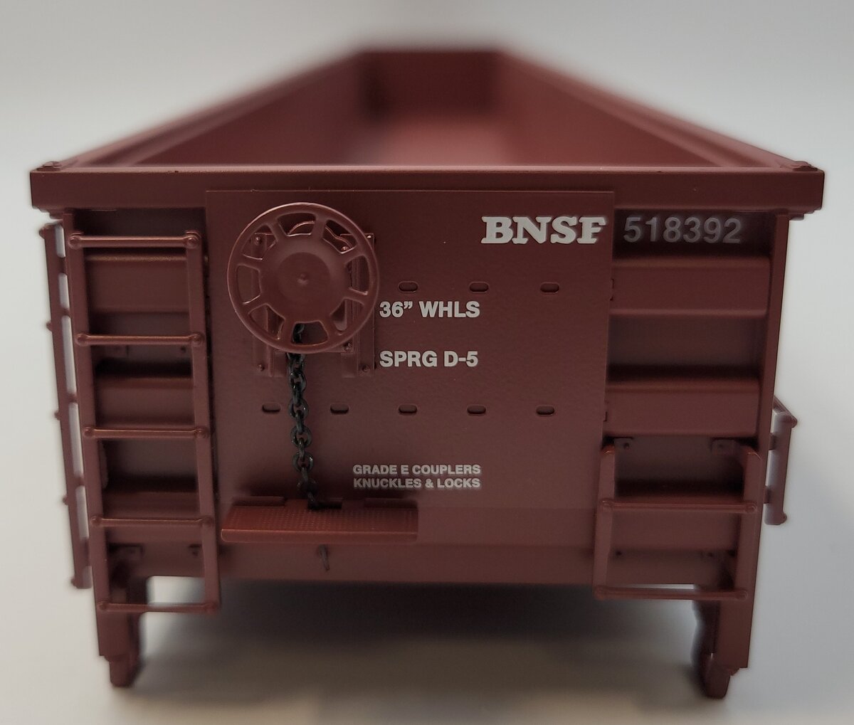 Lionel 84583-2 BNSF 66' Mill Gondola Body #518392